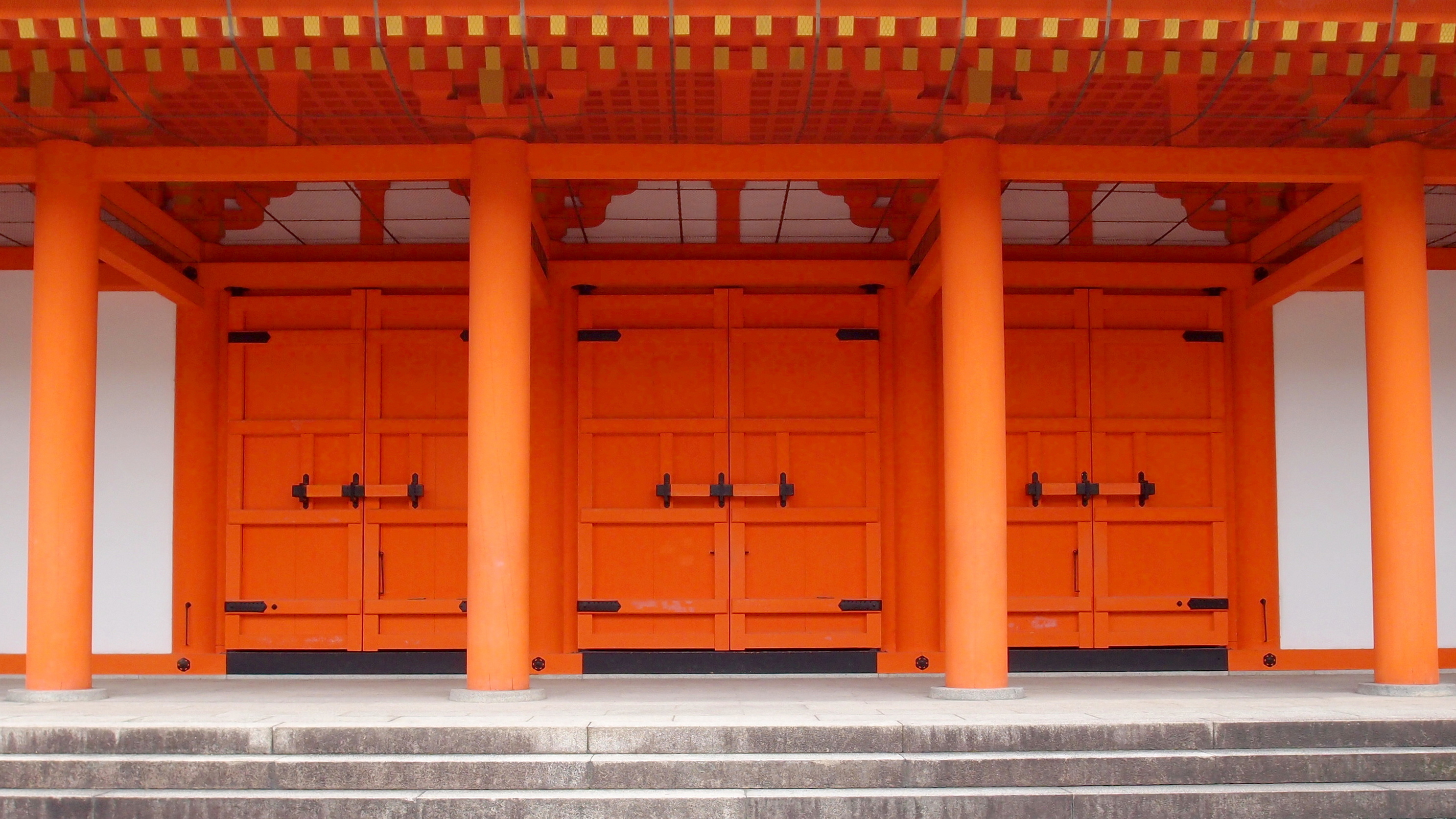 Sanjusangendo Temple (三十三間堂)