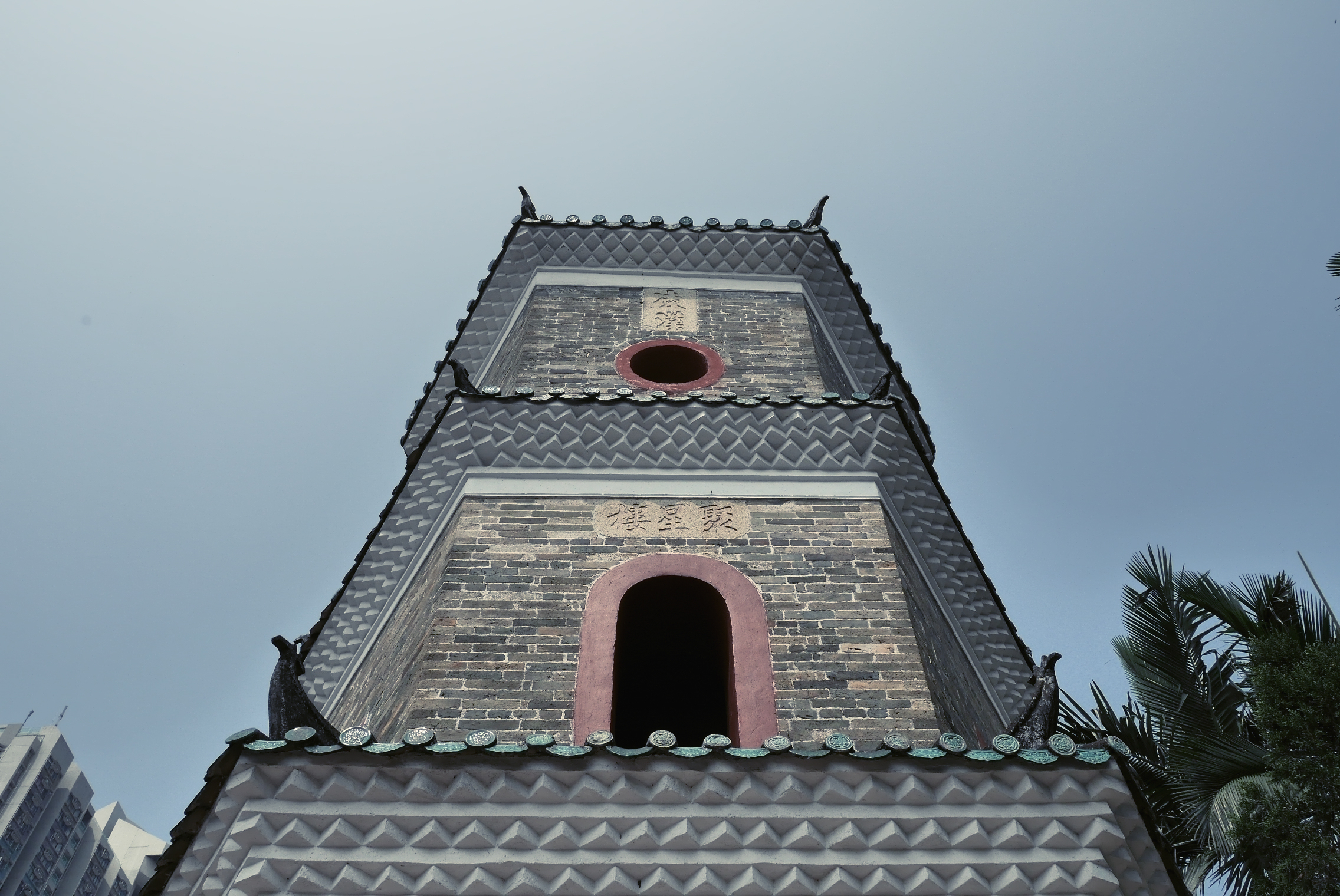 Travel Photographer | Tsui Sing Lau Pagoda at Ping Shan Heritage Trail Hong Kong