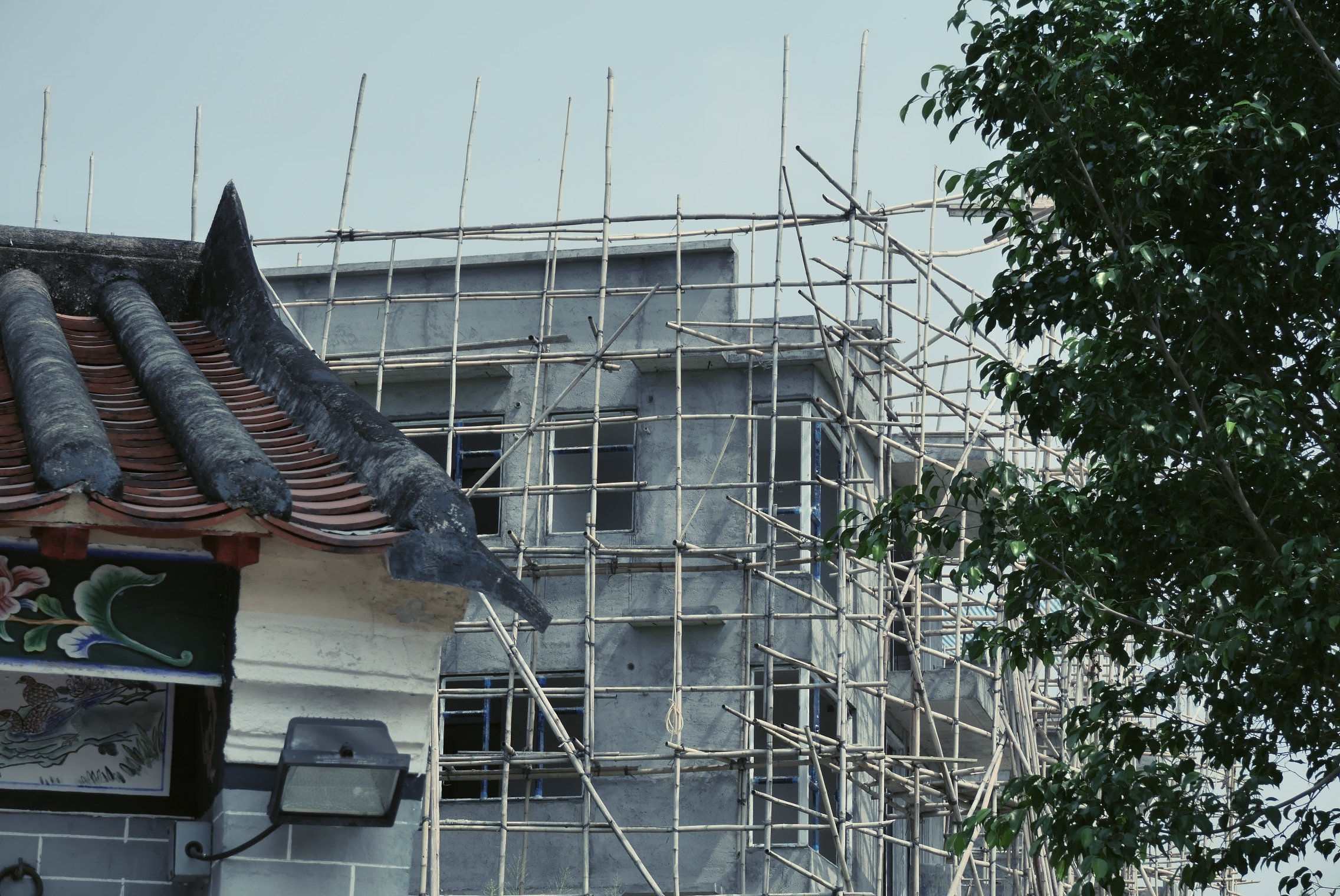 Travel Photographer | Bamboo scaffolding in Hong Kong