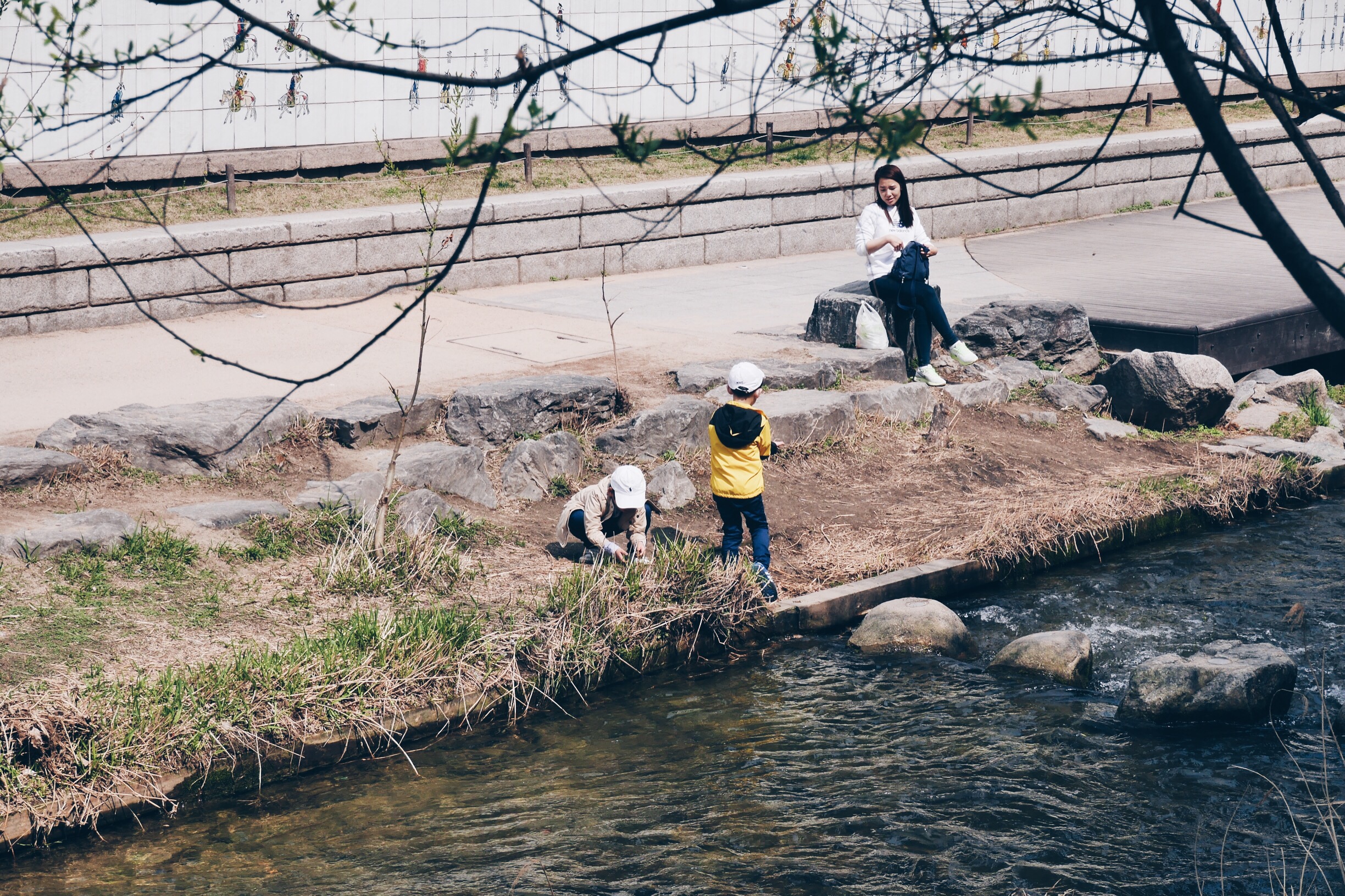 Cheonggyecheon Stream (청계천), Seoul.
