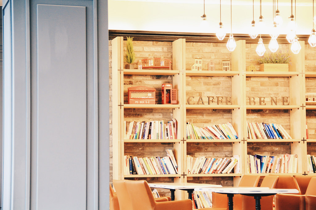 Travel Photographer | Caffe Bene (카페베네) Jeju South Korea 