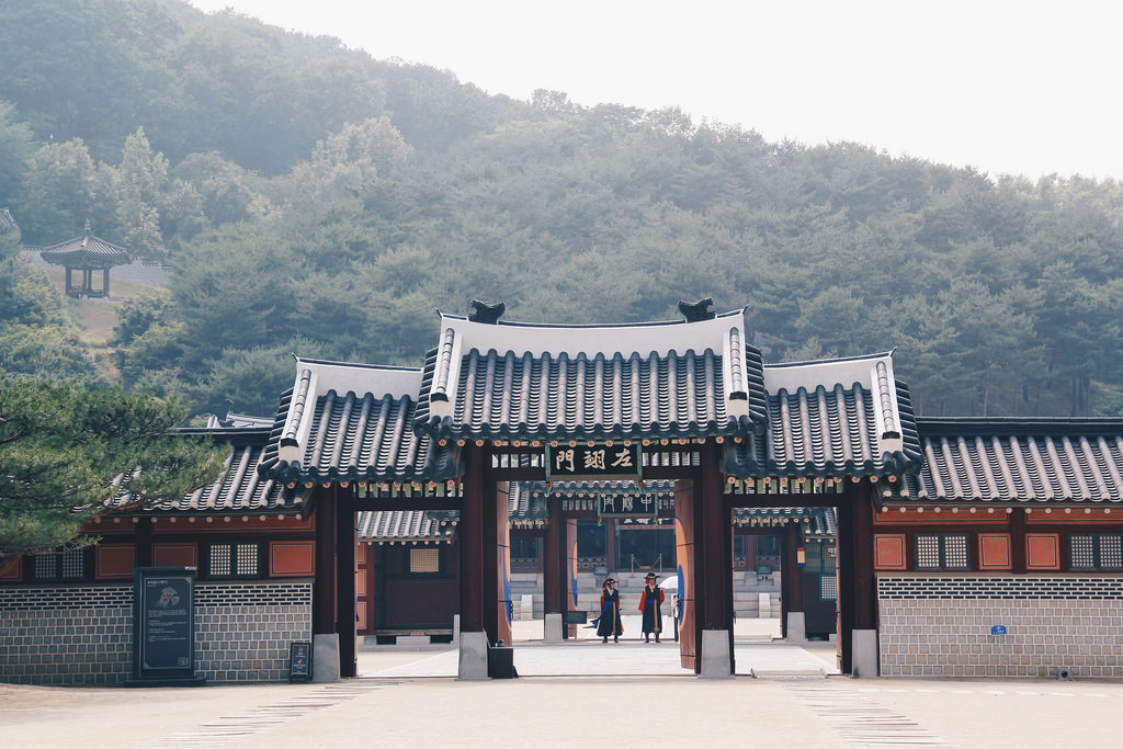 Hwaseong Haenggung Palace (화성행궁)