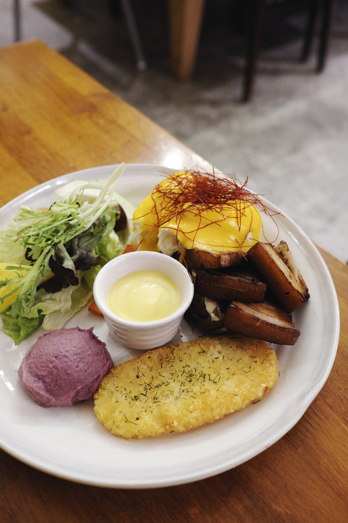 Freelance Photographer | Second Floor Cafe Taipei Taiwan