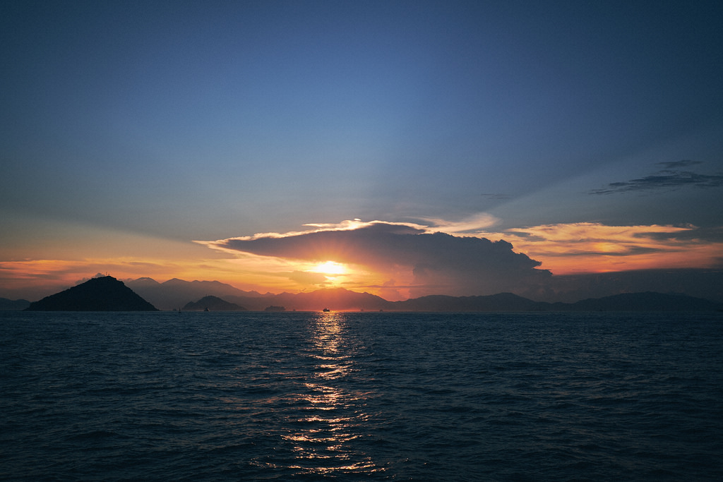 Travel Photographer | Sunset at Instagram Pier Hong Kong