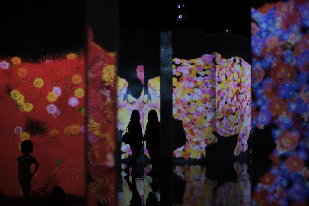 #futuretogether by teamLab