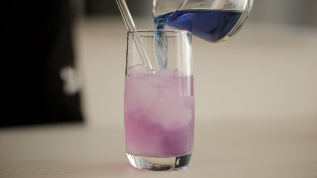 Vlog: Home cafe vlog and tips on learning&nbsp;Korean.