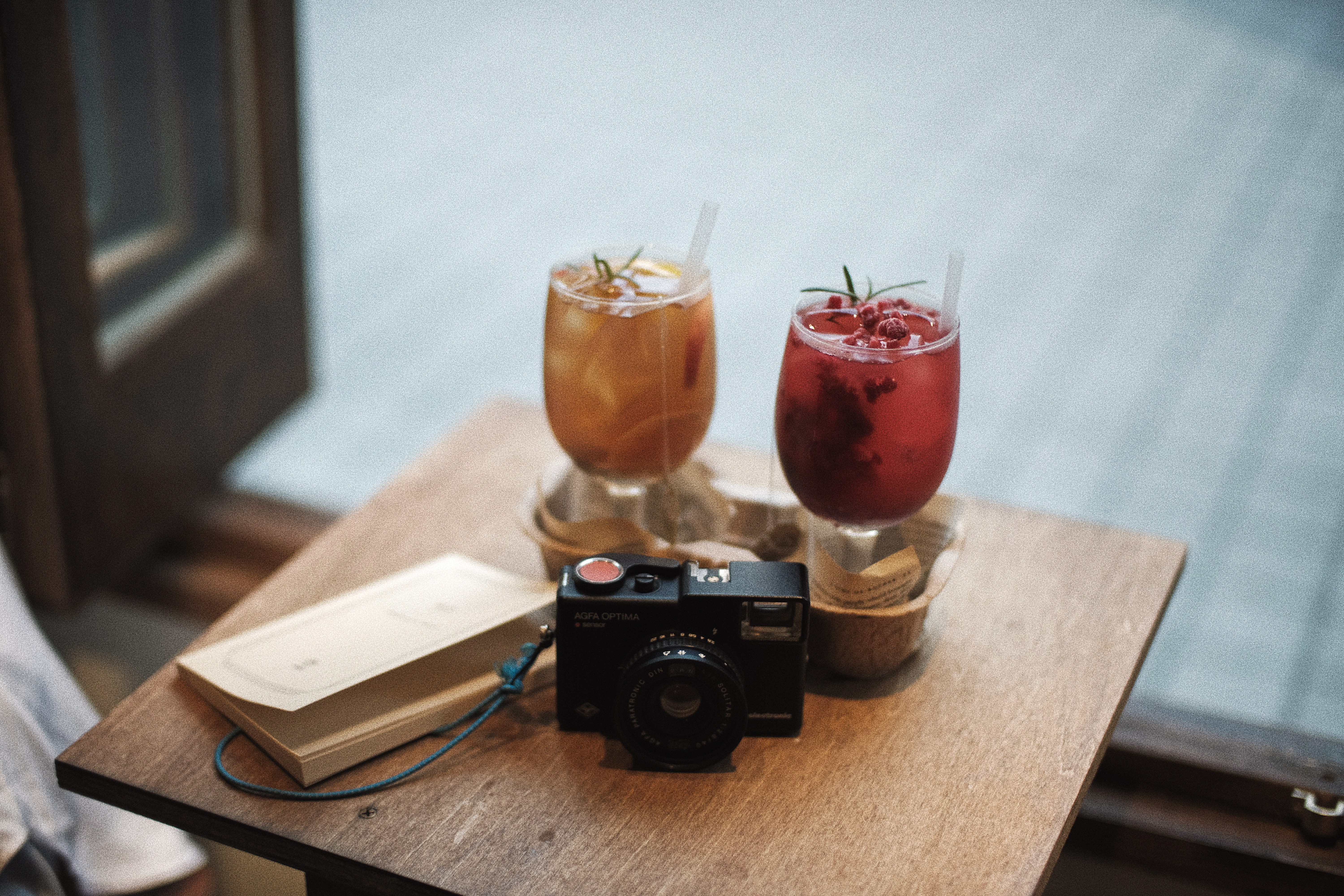 Photographer | Cafe Kafka Sinchon Seoul South Korea